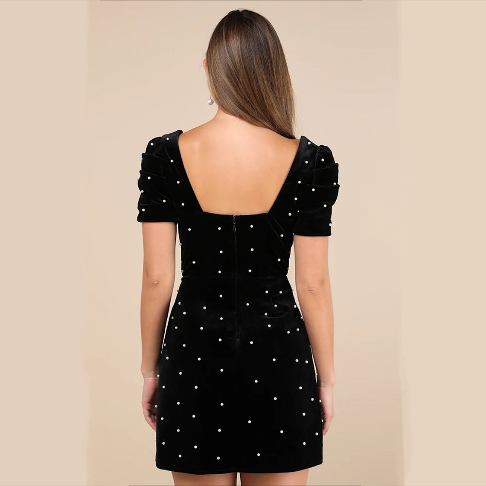 NWT Luxe Possibilities Black Velvet Pearl Mini Dress, Sz Medium - Picture 4 of 5